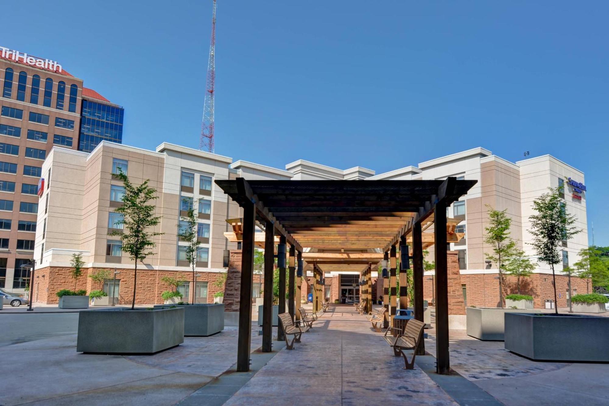 Springhill Suites By Marriott Cincinnati Midtown Exterior photo