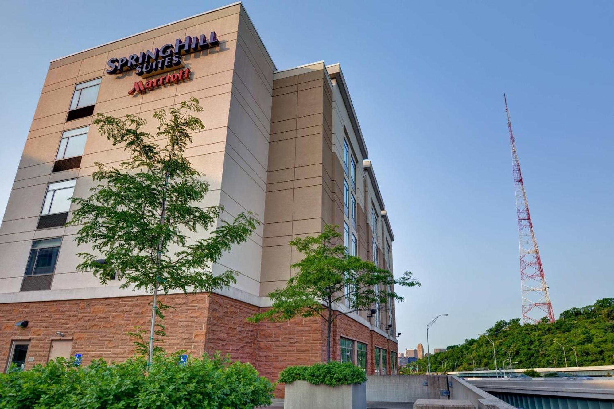 Springhill Suites By Marriott Cincinnati Midtown Exterior photo