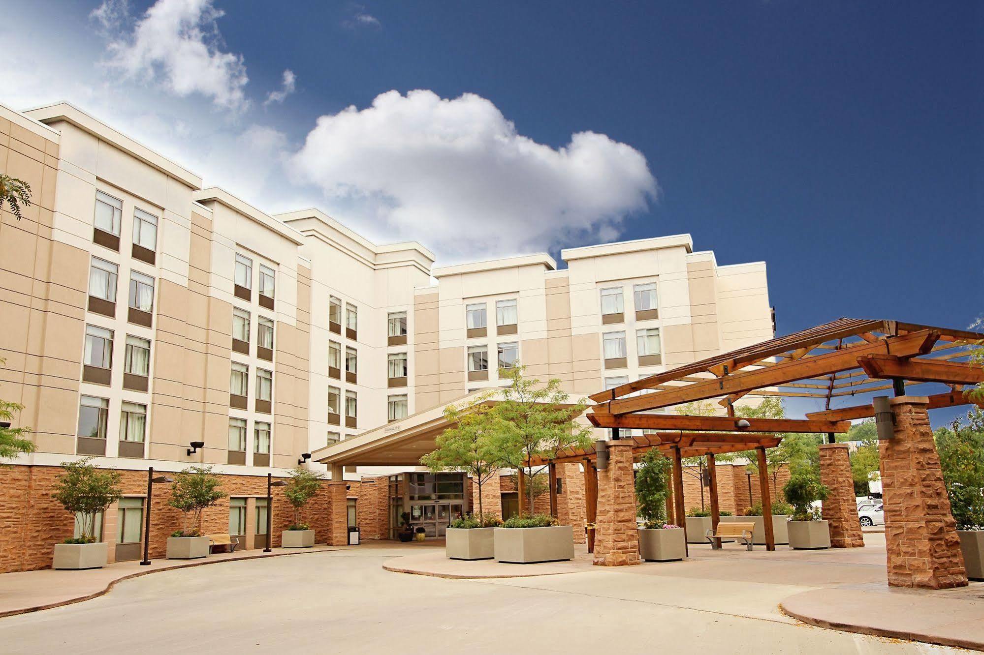 Springhill Suites By Marriott Cincinnati Midtown Exterior photo