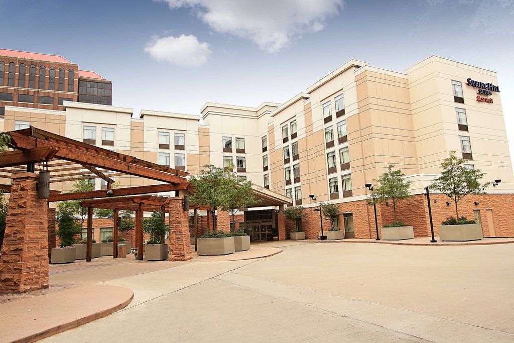 Springhill Suites By Marriott Cincinnati Midtown Exterior photo